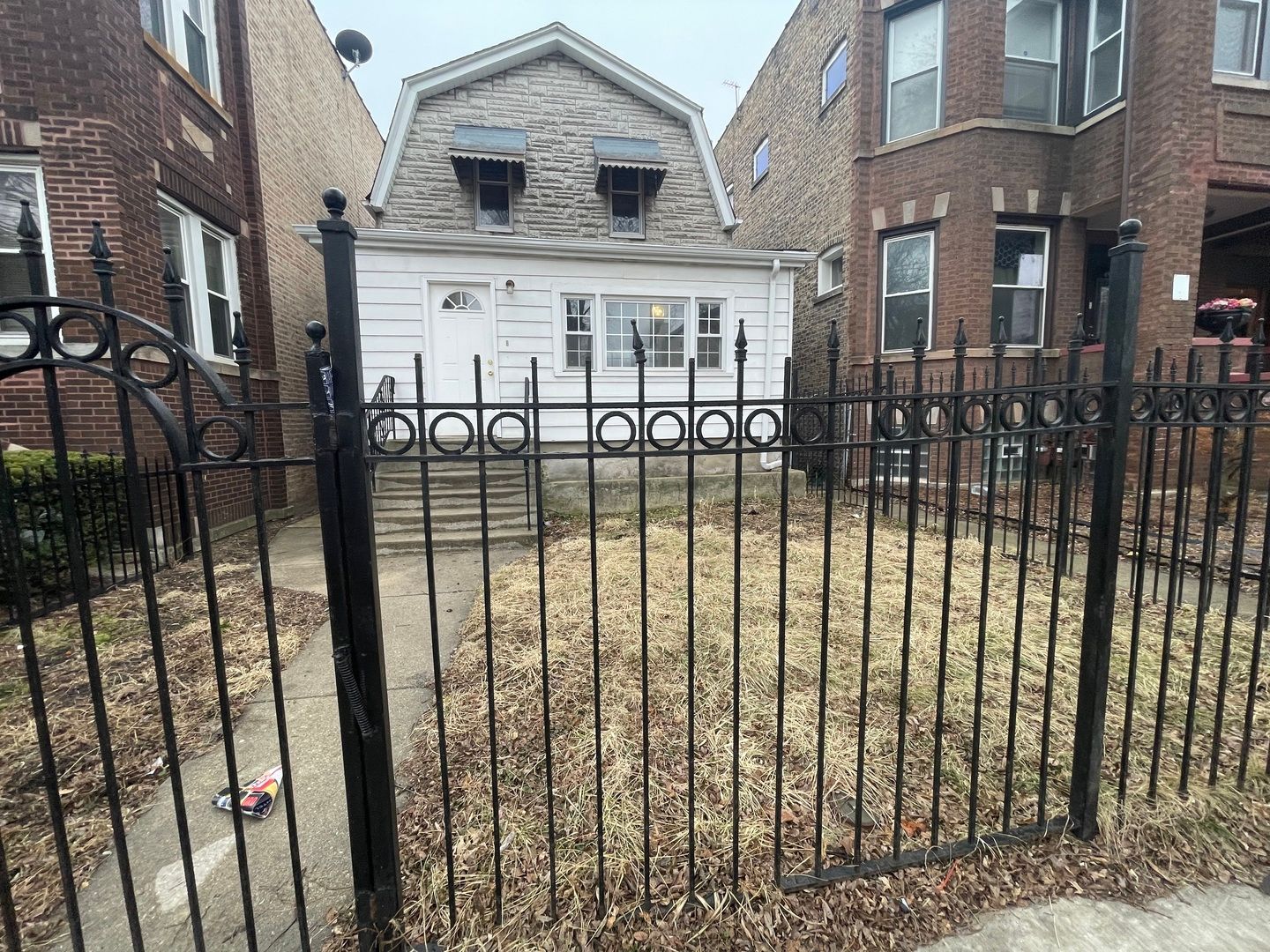 4913 W Jackson Boulevard — Chicago, IL 60644