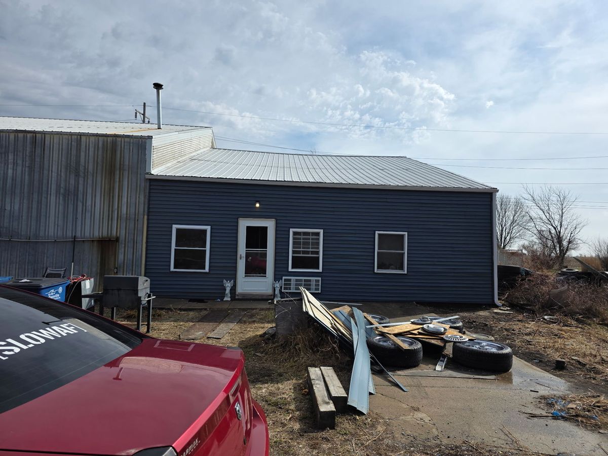 210 S Hamilton Street, Wellington, IL 60973