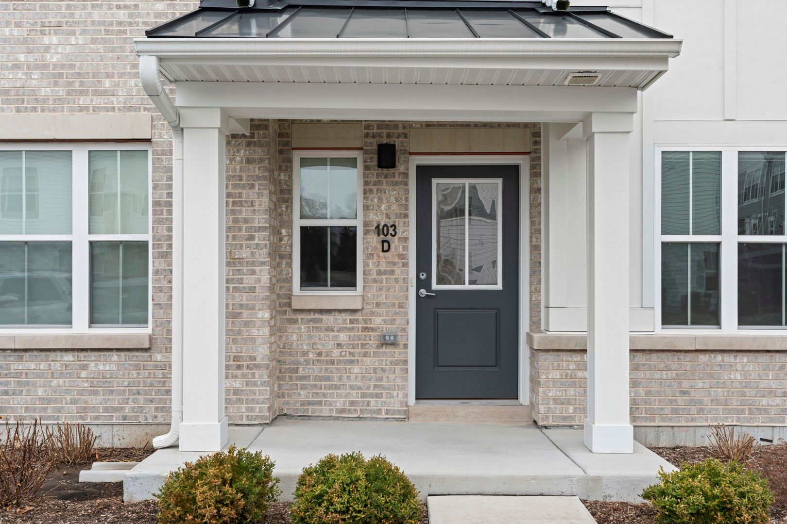 103 E Crystal Lake Avenue #D — Crystal Lake, IL 60014
