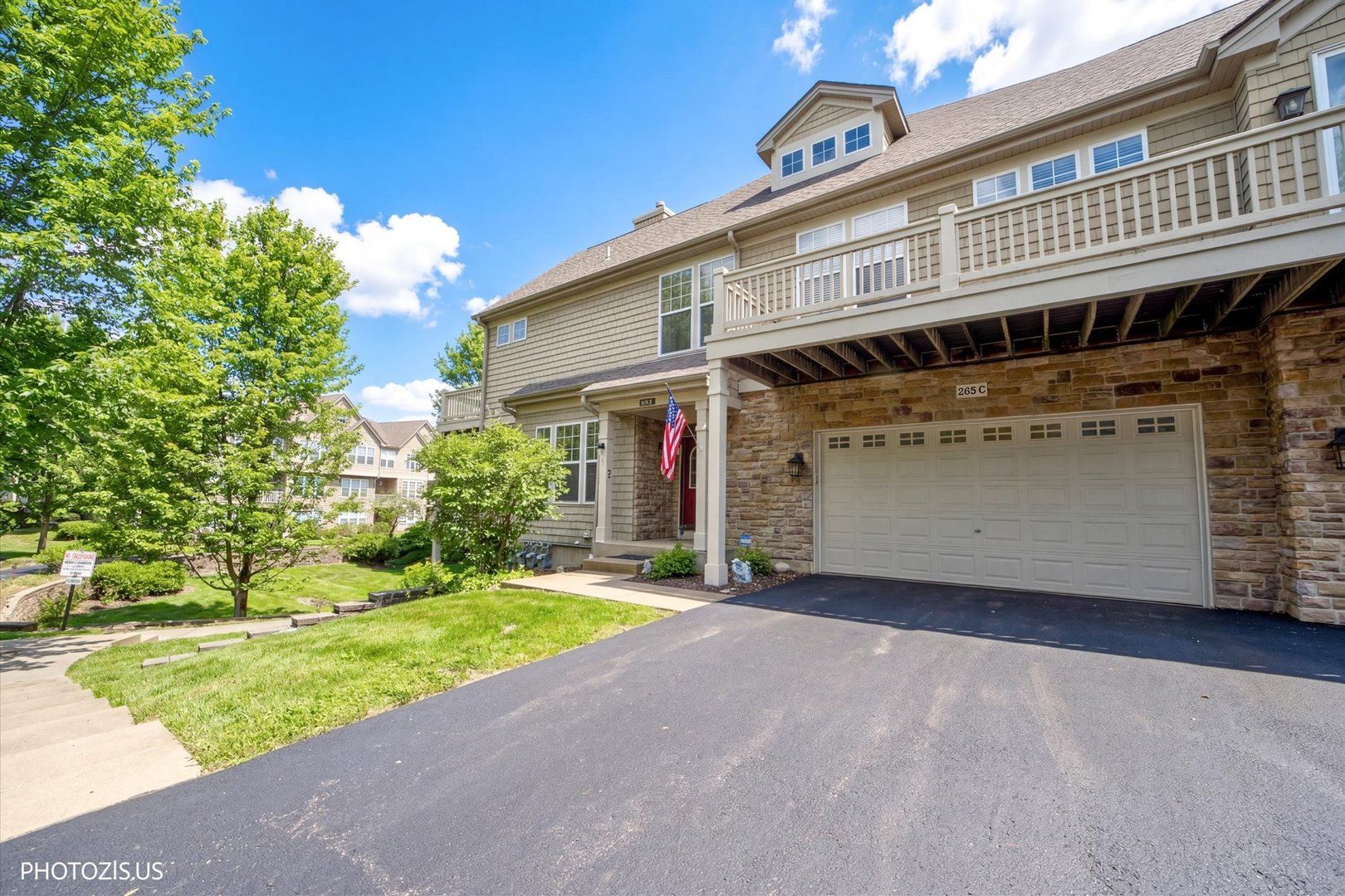 365 Lake Avenue #C — Wauconda, IL 60084