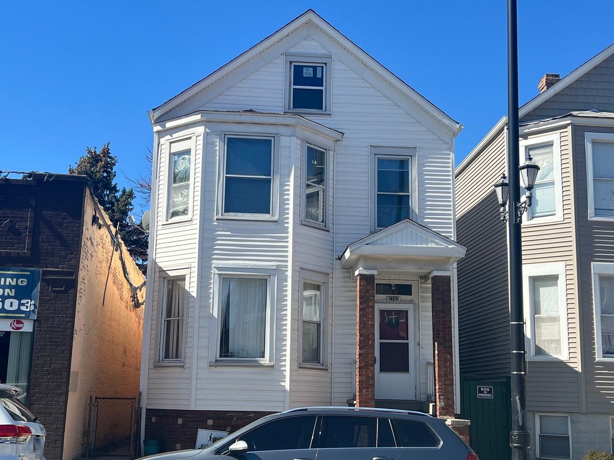 2242 Central Avenue, Cicero, IL 60804