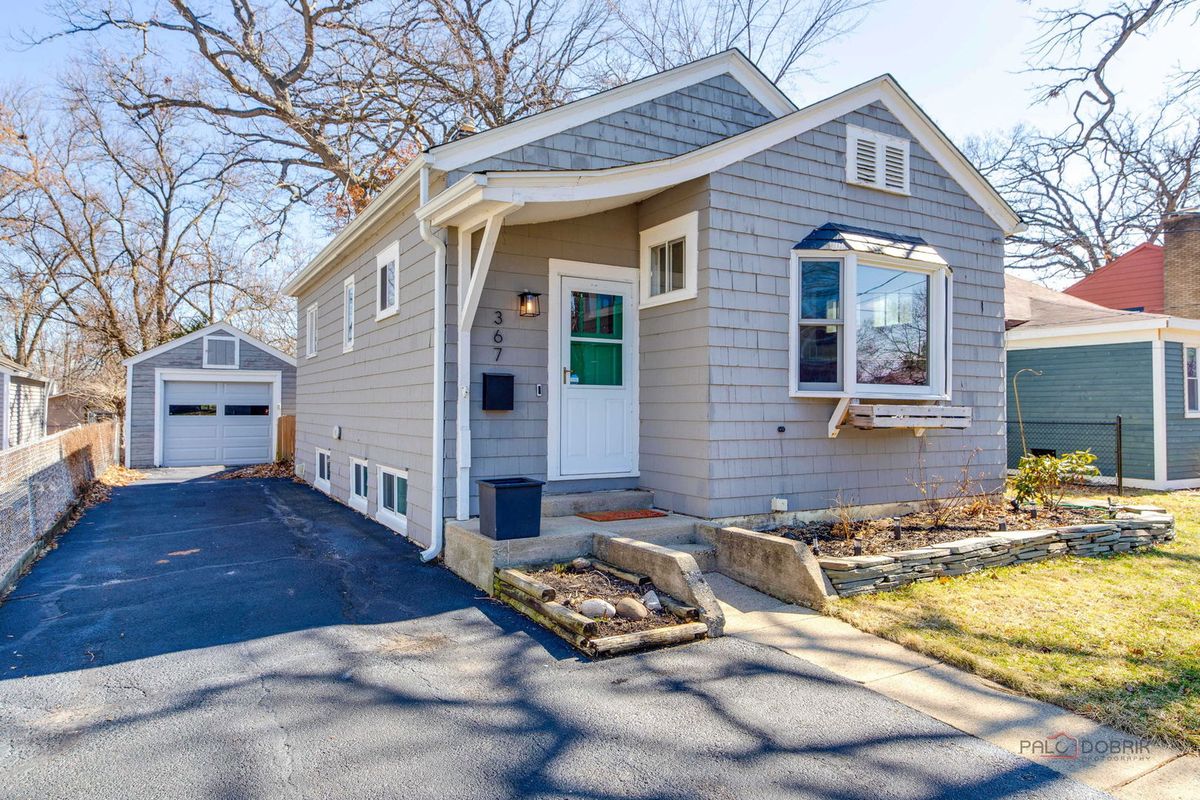 367 Lake Street, Grayslake, IL 60030