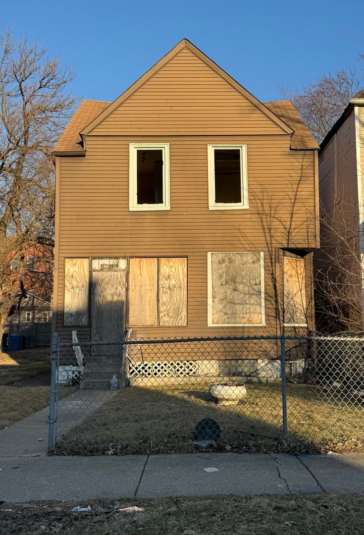 11931 S Wallace Street — Chicago, IL 60628