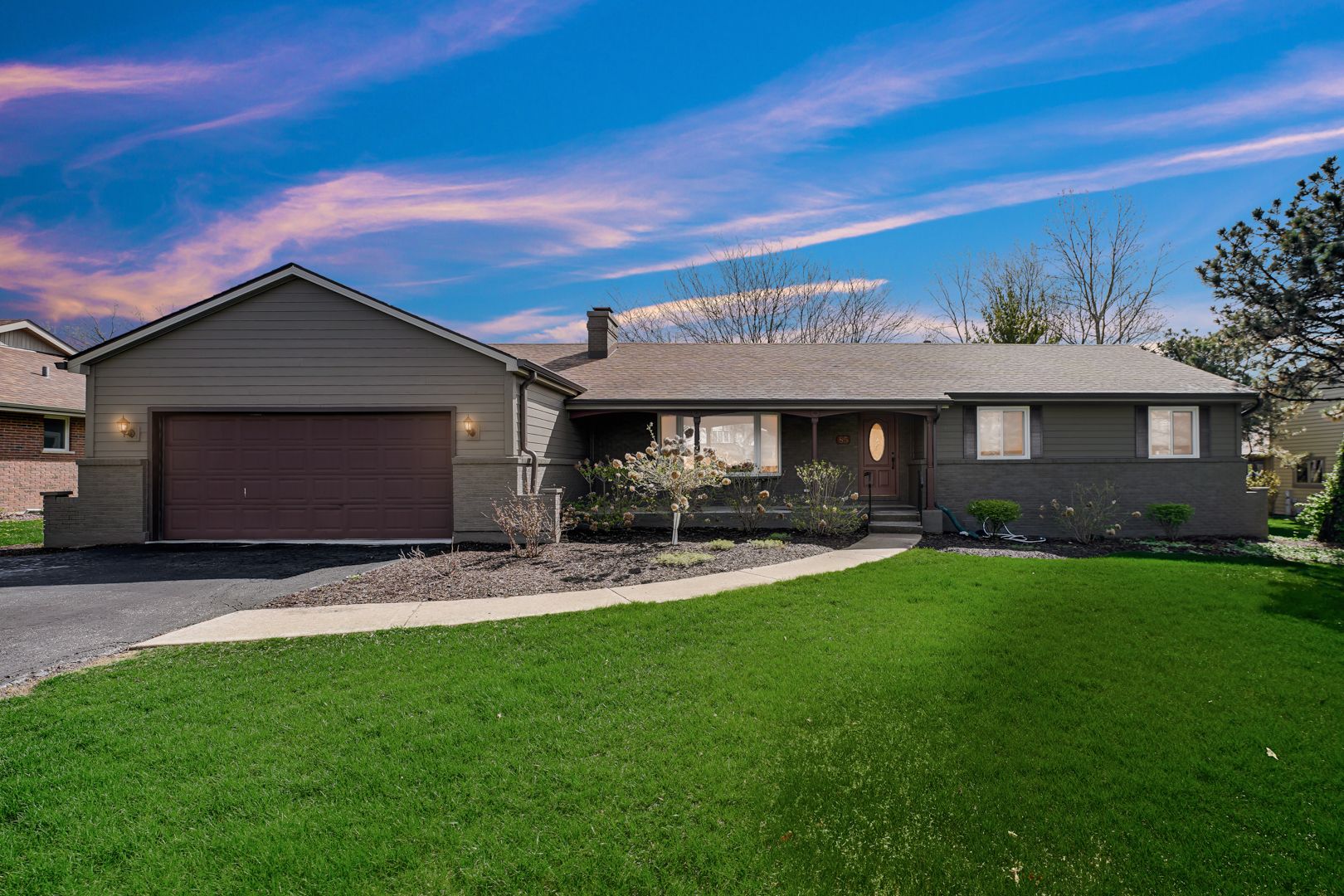 85 Larch Road — Frankfort, IL 60423