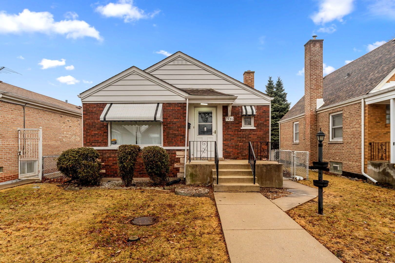 5251 S Hamlin Avenue — Chicago, IL 60632