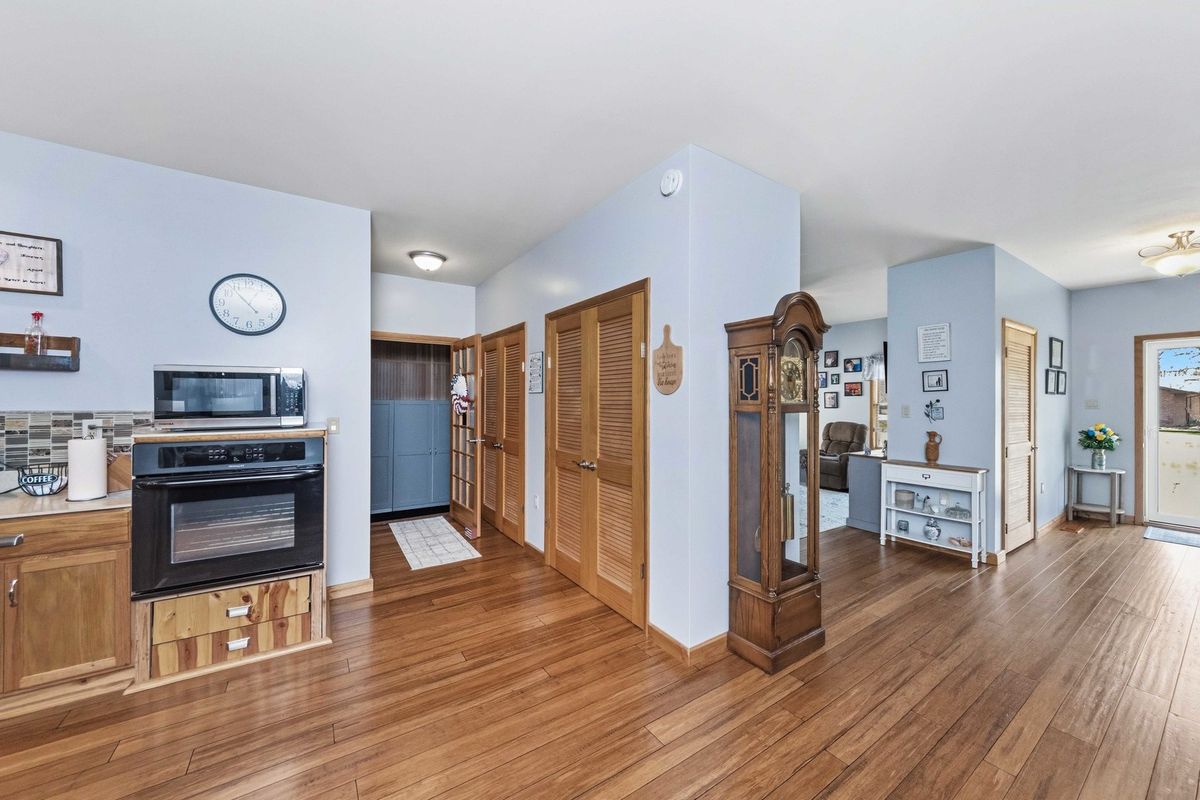 620 W 6th Street, Minonk, IL 61760