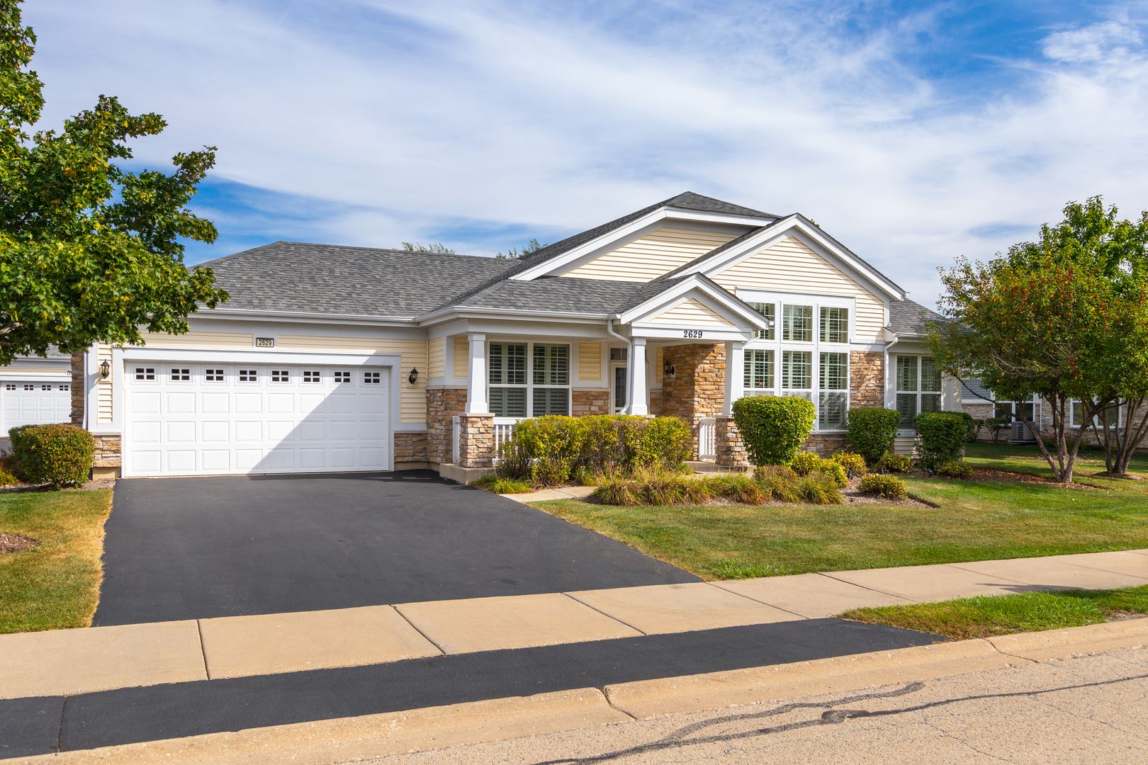 2629 Camberley Circle — Naperville, IL 60564