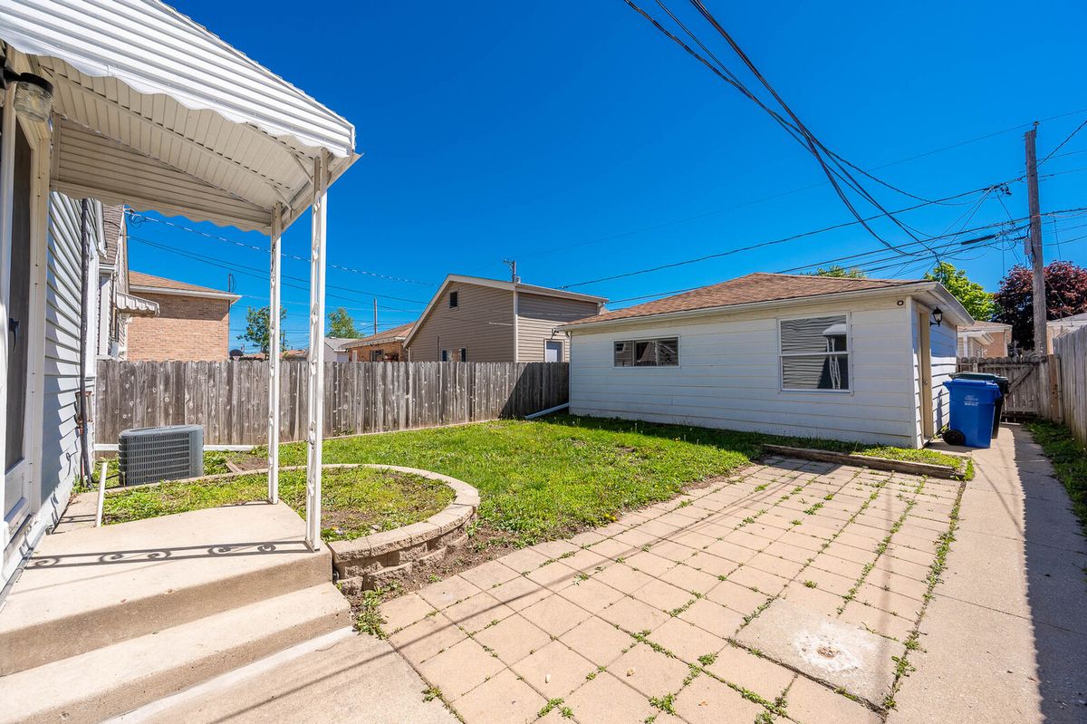 4503 N Sayre Avenue, Harwood Heights, IL 60706