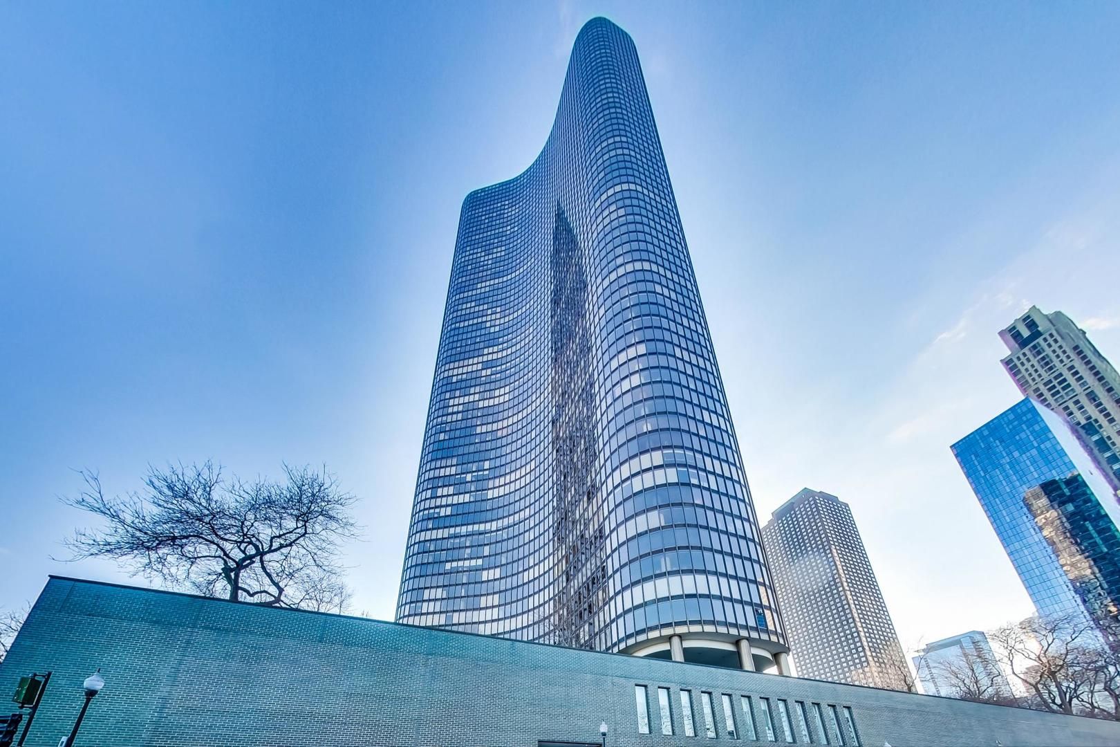 505 N LAKE SHORE Drive #5104-5 — Chicago, IL 60611