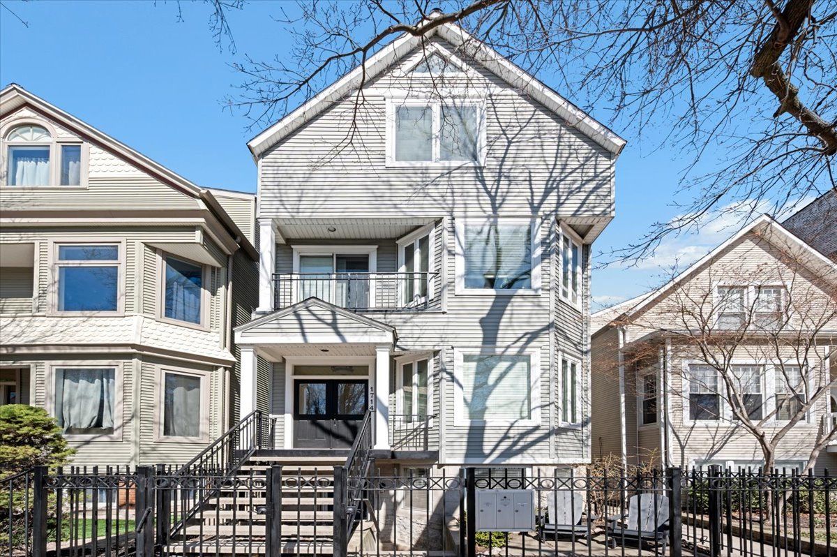 1714 W School Street #1 — Chicago, IL 60657