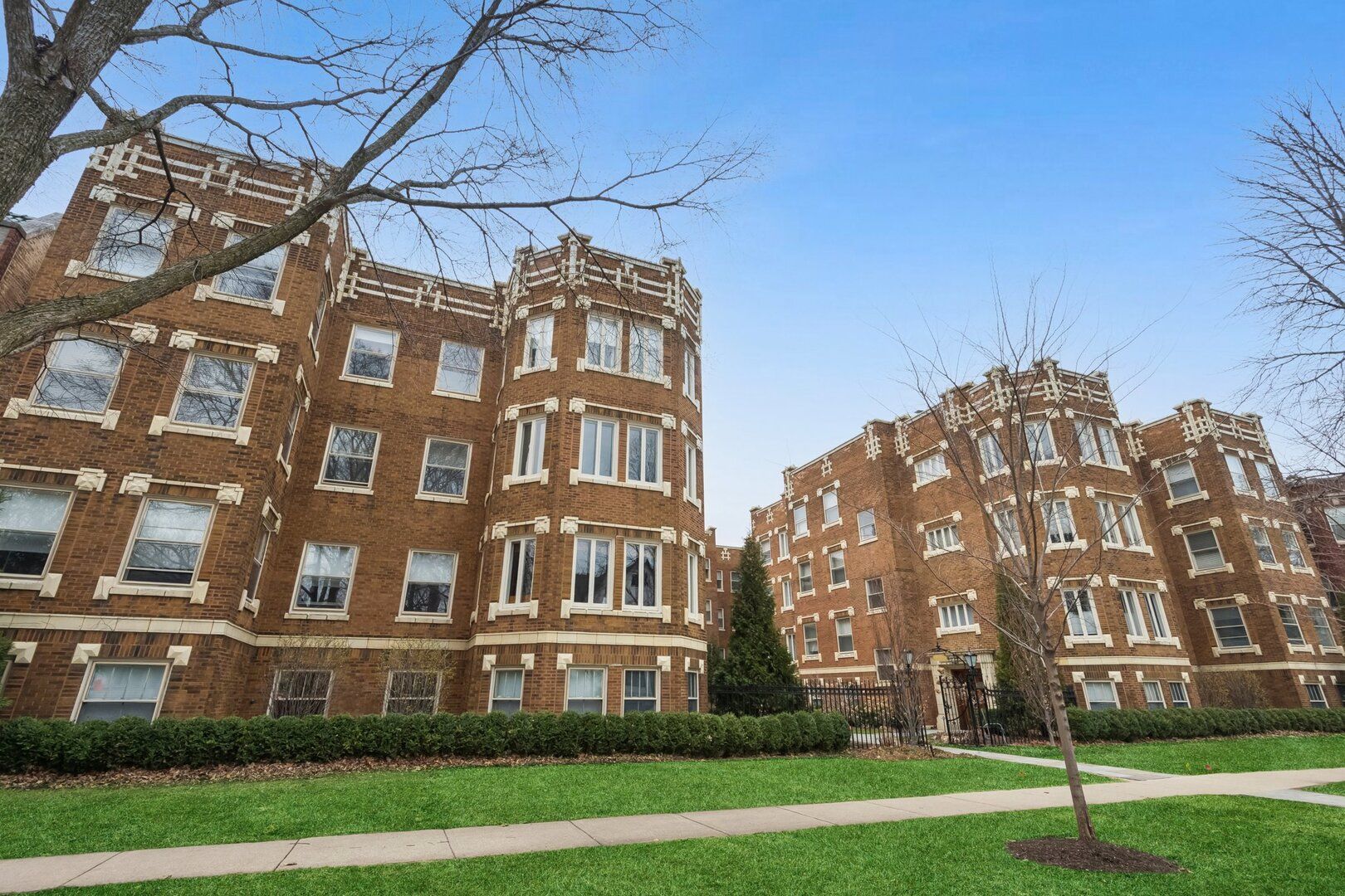 548 Michigan Avenue #2 — Evanston, IL 60202