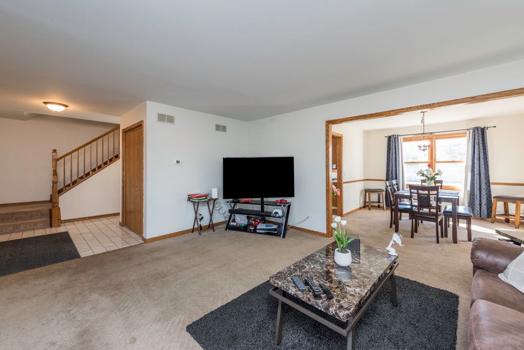 514 Judith Court, Winthrop Harbor, IL 60096