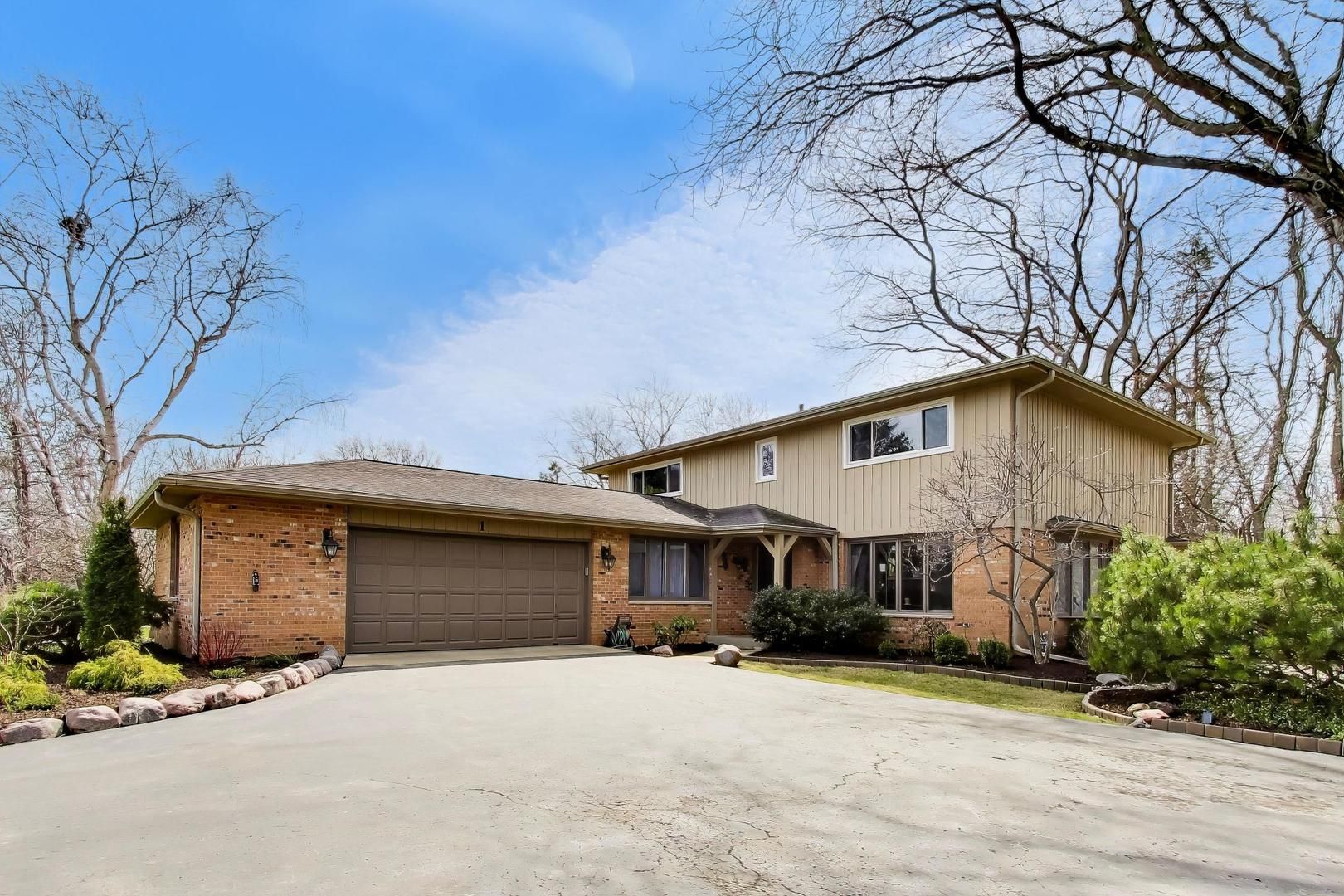 1 Aberdeen Road — Hawthorn Woods, IL 60047