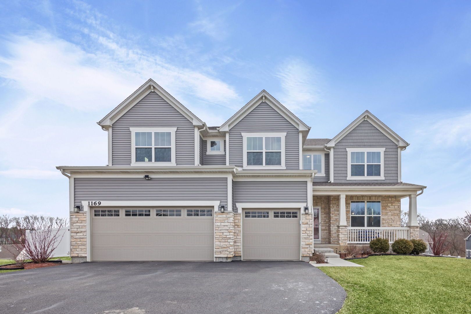 1169 Overhill Court — Crystal Lake, IL 60012