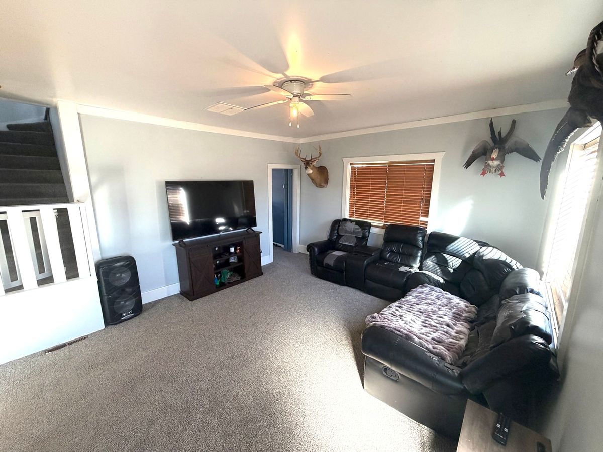 121 S Merrill Street, Preston, IA 52069