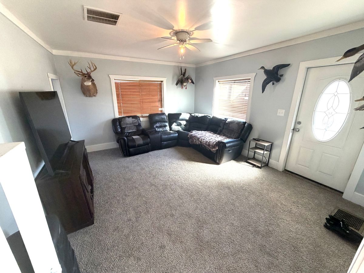 121 S Merrill Street, Preston, IA 52069