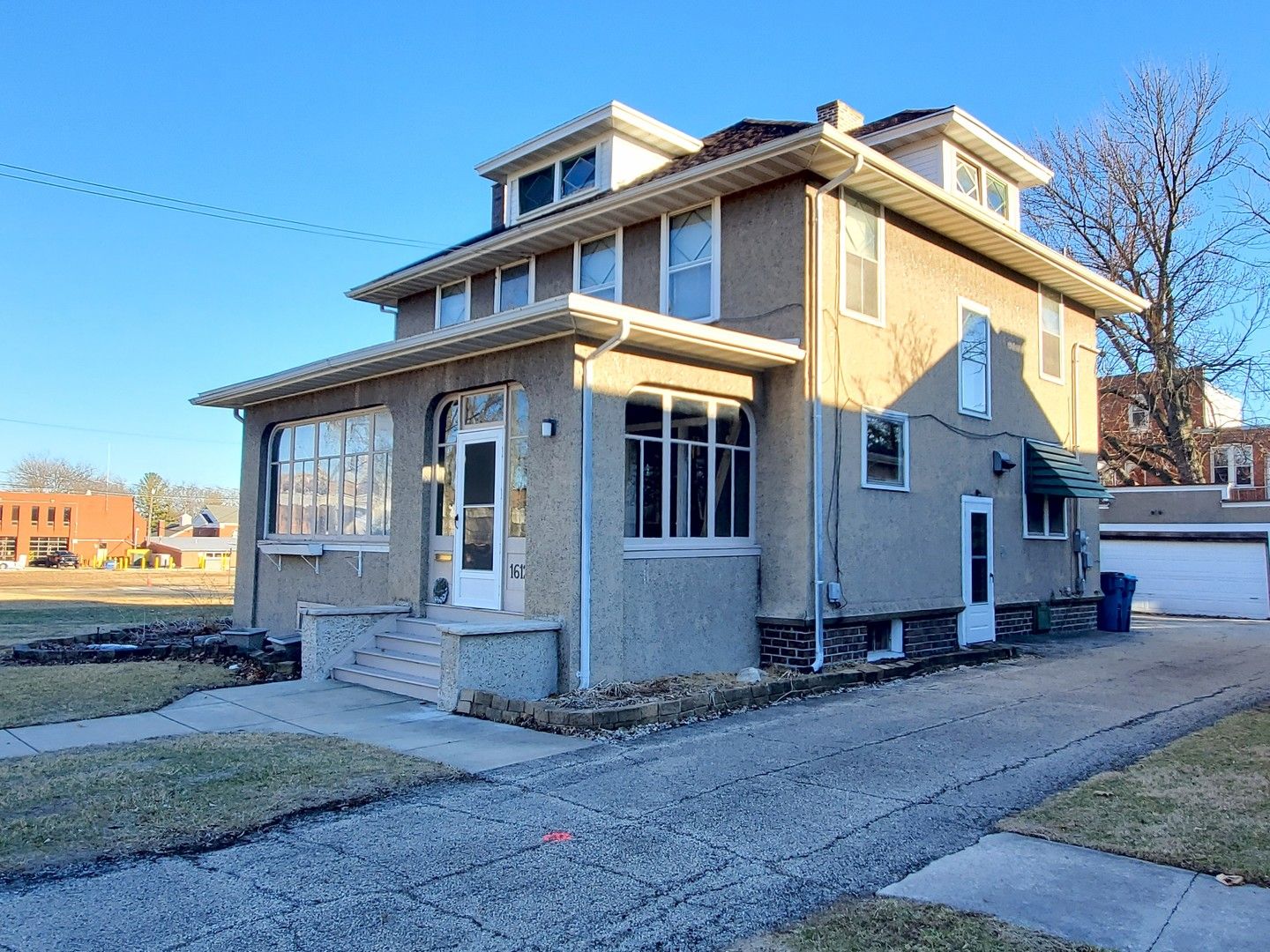 1612 5th Street — Peru, IL 61354