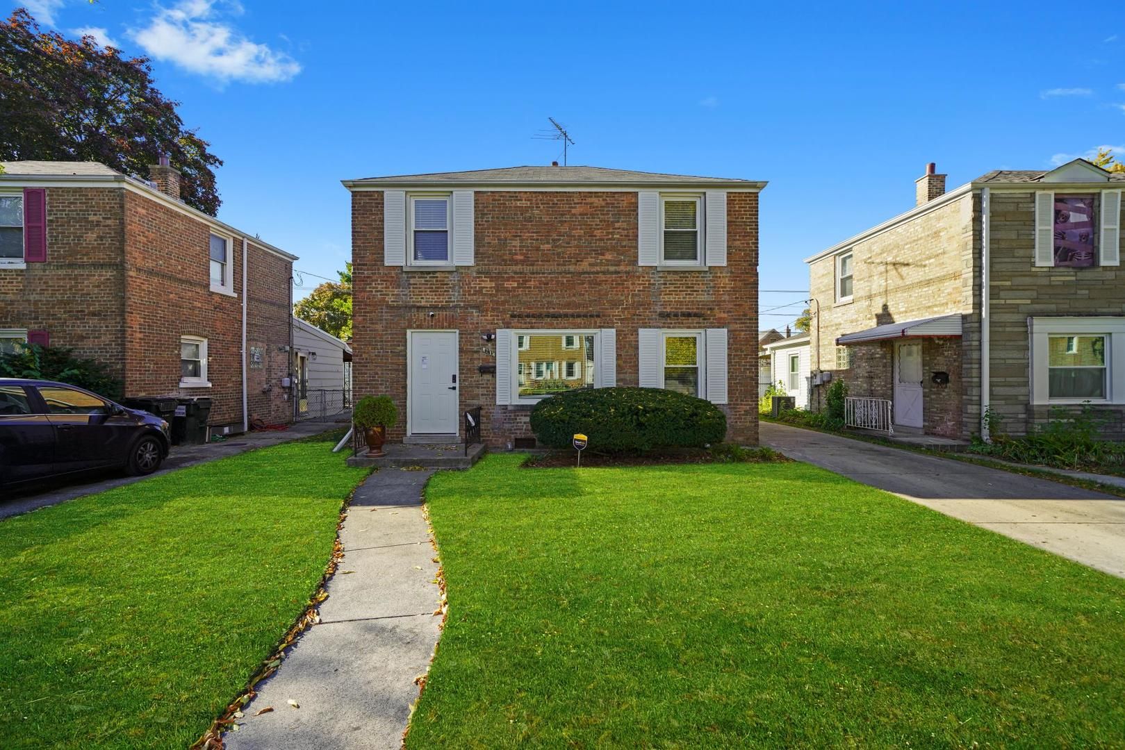 1714 N 73rd Court — Elmwood Park, IL 60707