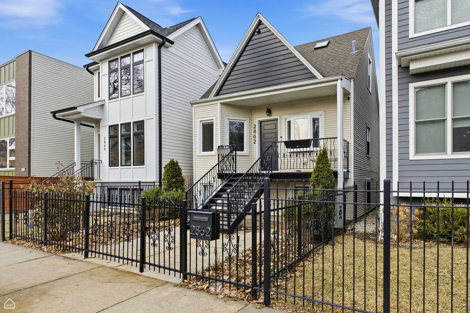 2862 N Woodard Street — Chicago, IL 60618