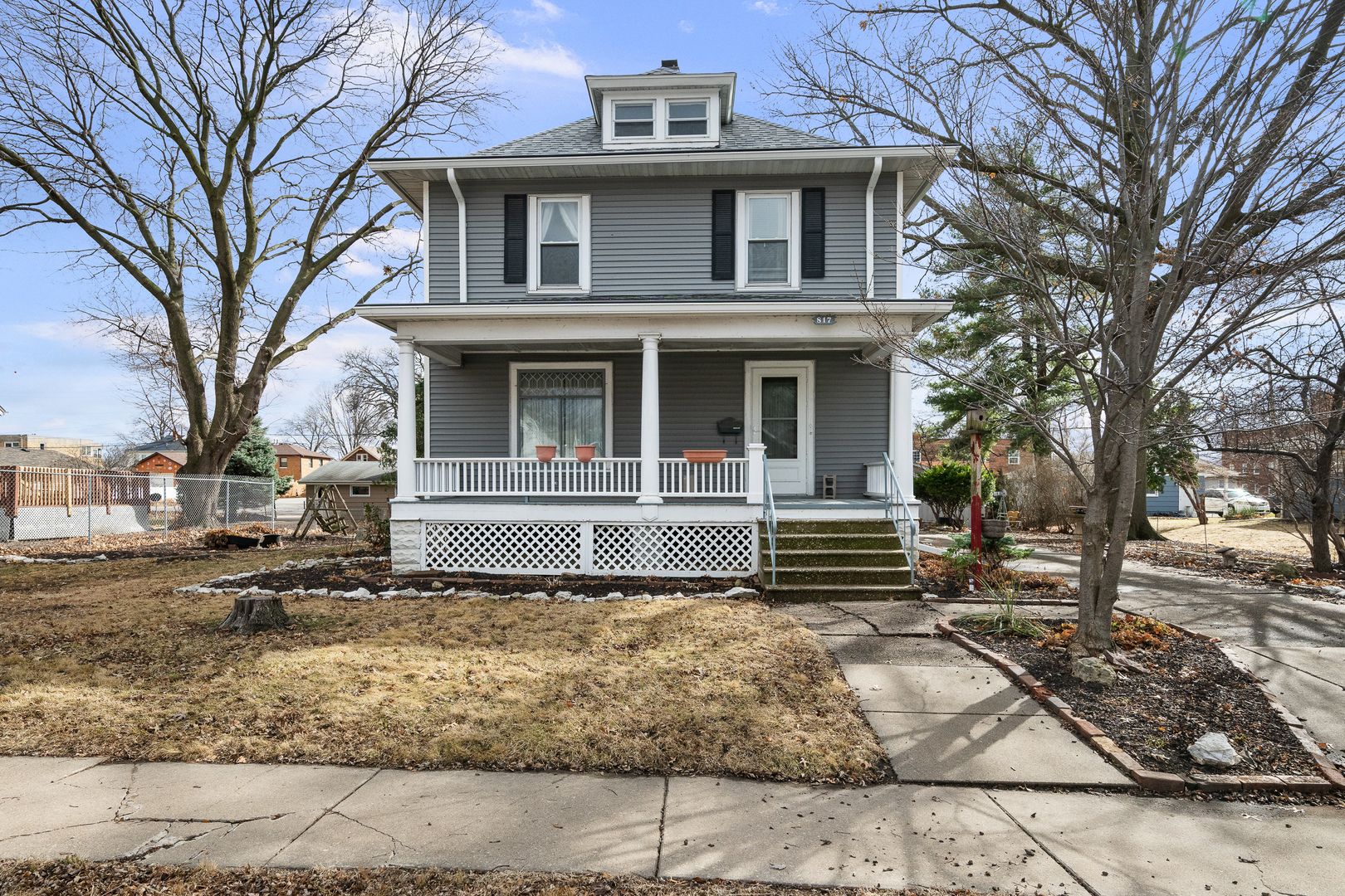 817 Grant Street — Bettendorf, IA 52722