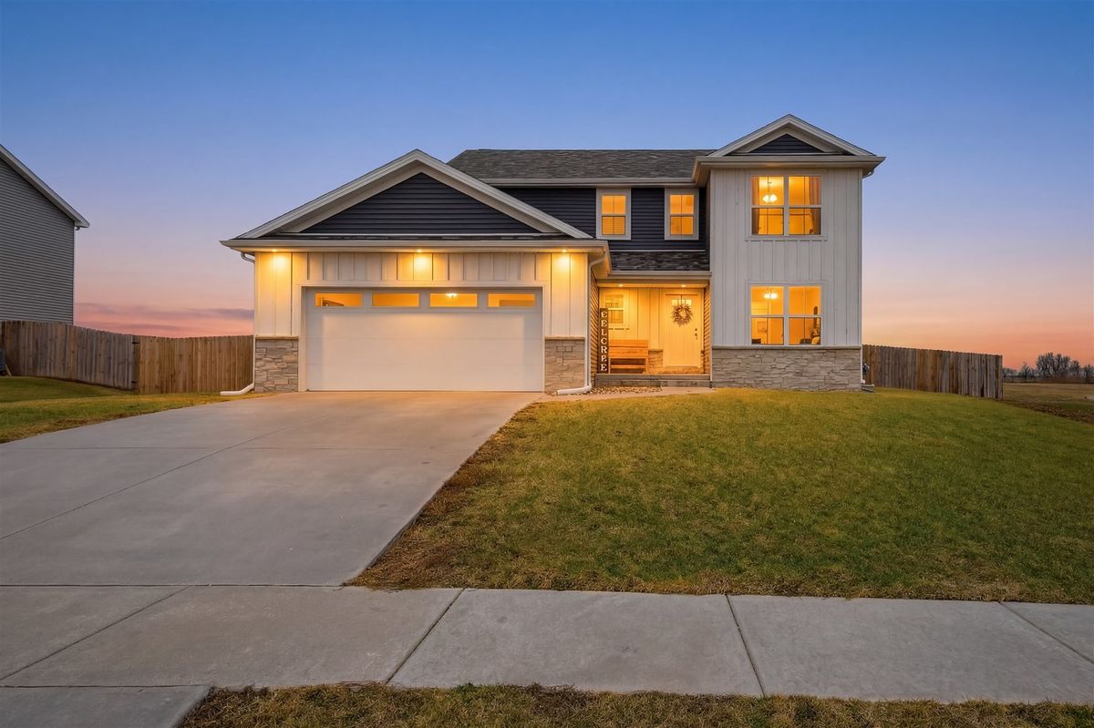 7 Boulder Drive, Carlock, IL 61725