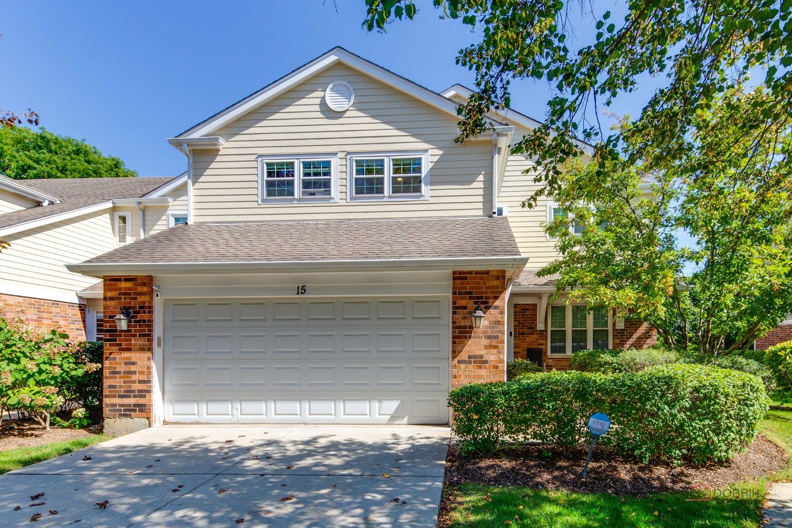 15 Caribou Xing — Northbrook, IL 60062