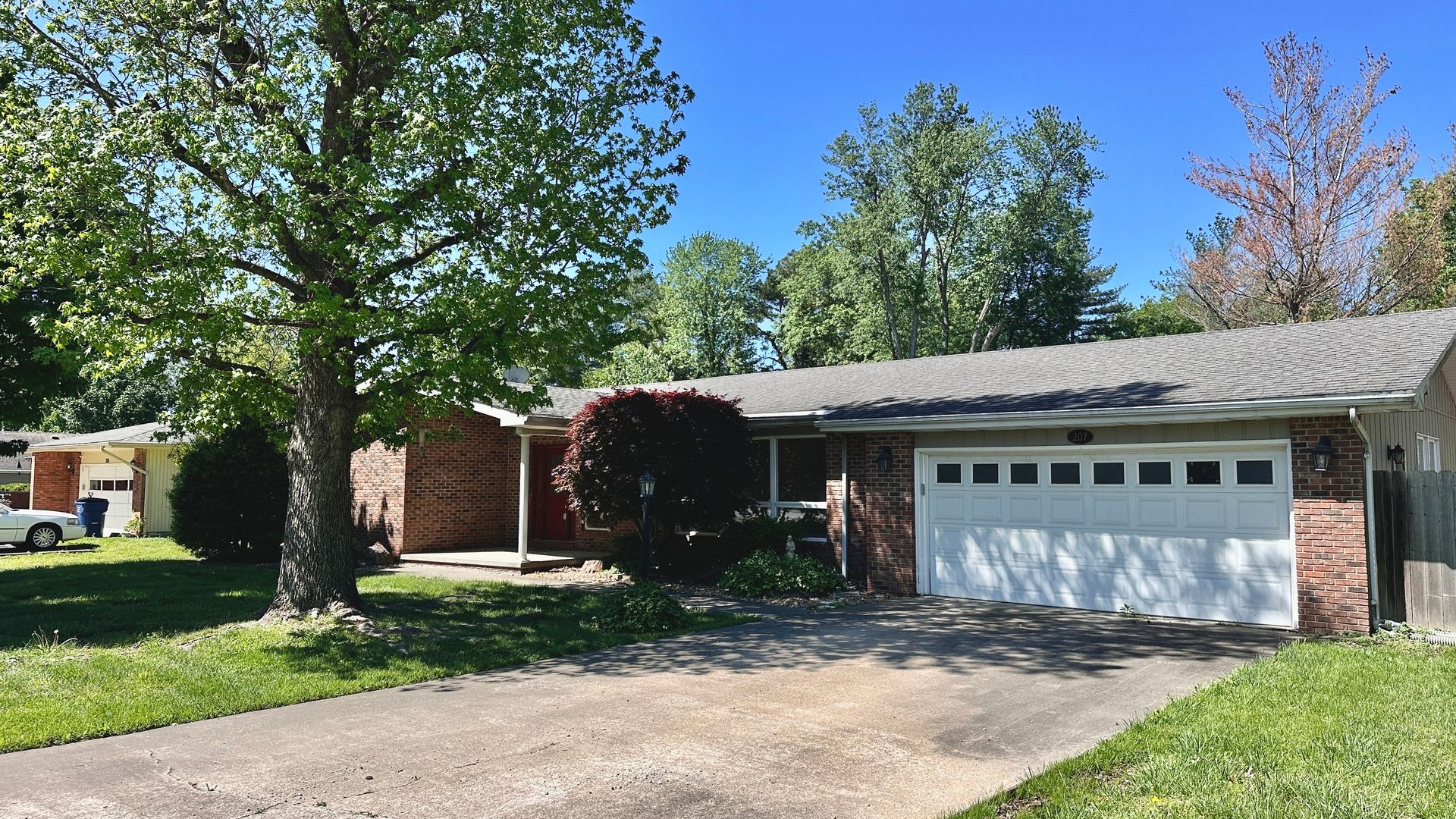 207 N Illinois Avenue — West Frankfort, IL 62896