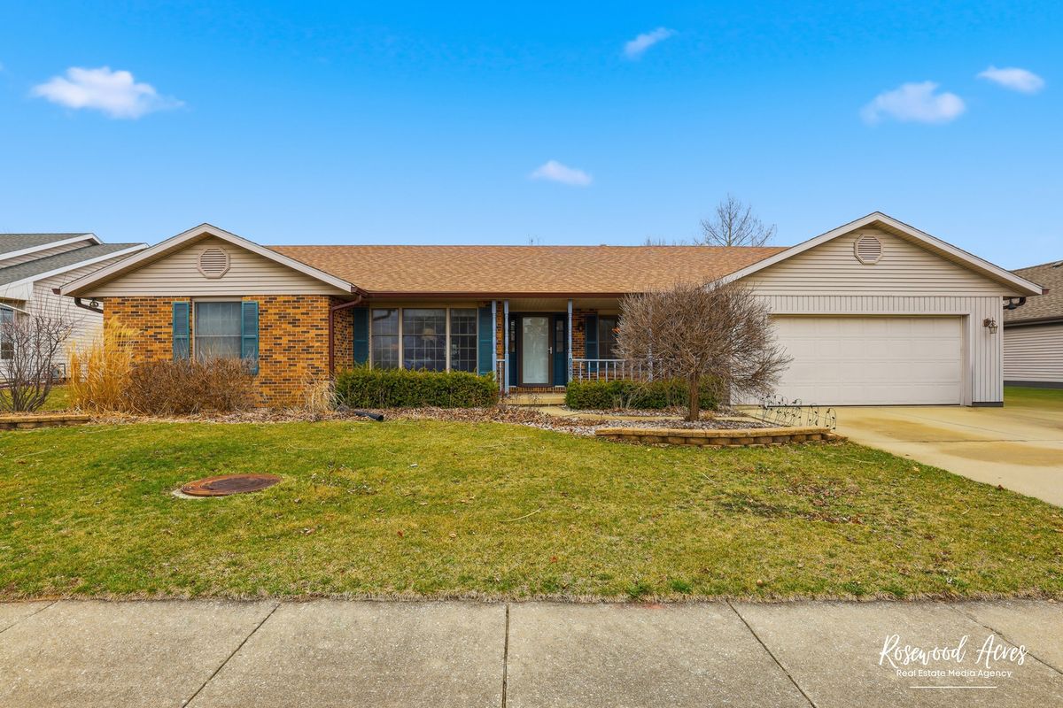 1240 Plum Creek Drive, Bourbonnais, IL 60914