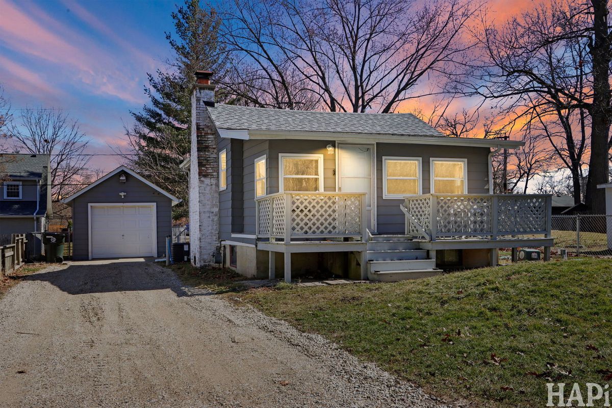 43319 Catherine Avenue, Antioch, IL 60002