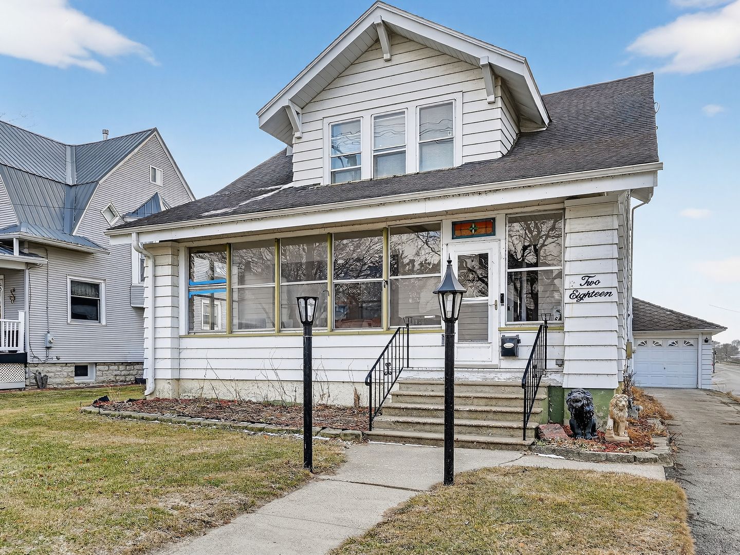 218 Lincoln Way — Dixon, IL 61021