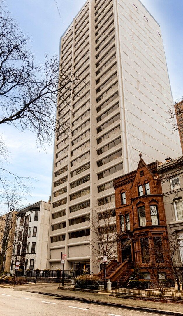 1415 Dearborn Street, Chicago, IL 60610