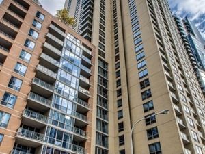 420 Waterside Drive, Chicago, IL 60601