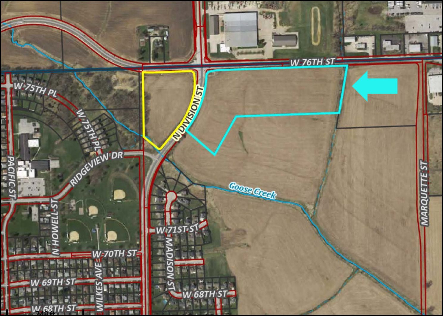 SEQ Division W 76th Street — Davenport, IA 52806