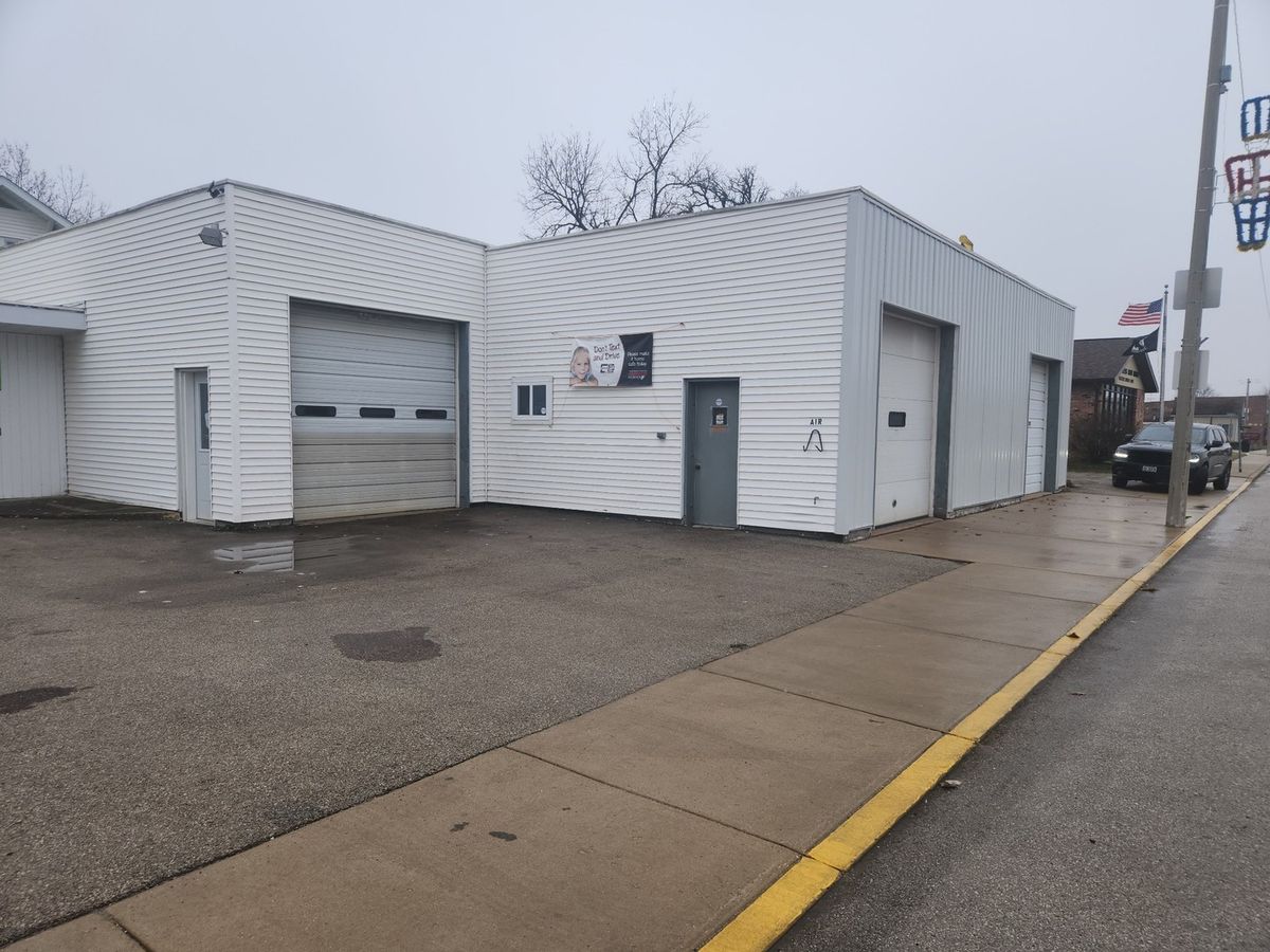 101 S Mccoy Street, Granville, IL 61326