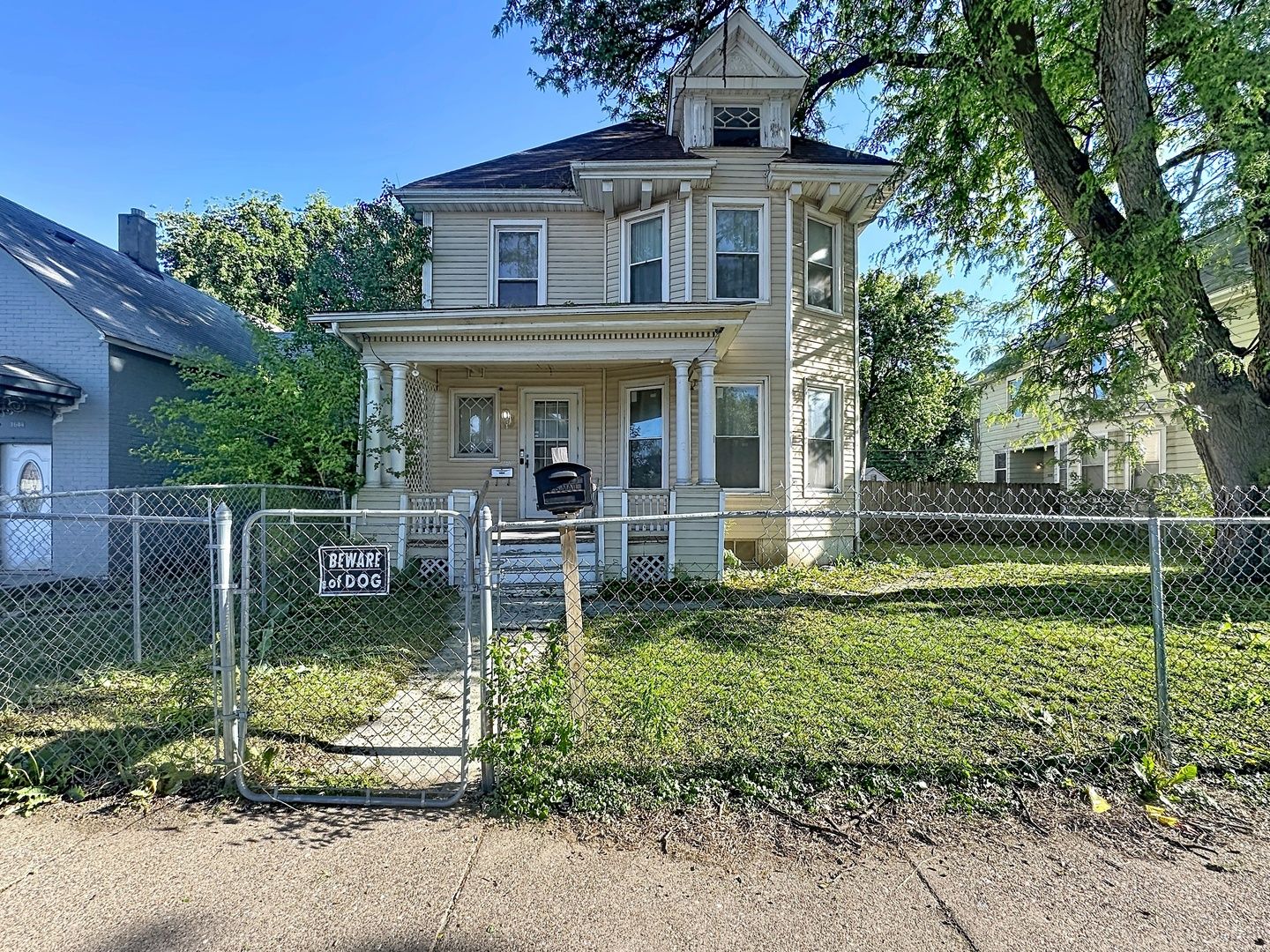 1640 W 3rd Street — Davenport, IA 52802