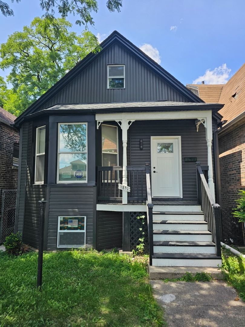 7832 S Evans Avenue — Chicago, IL 60619