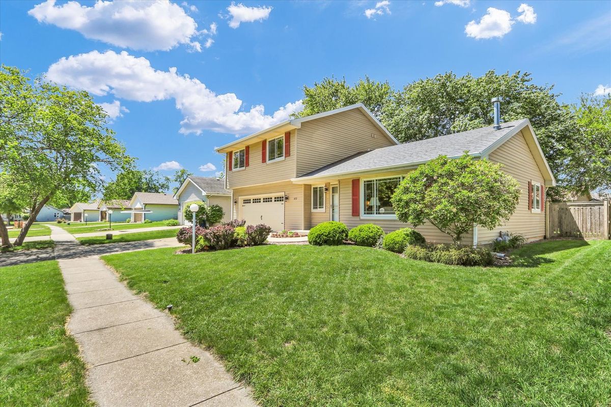 613 Crestview Drive, Champaign, IL 61822