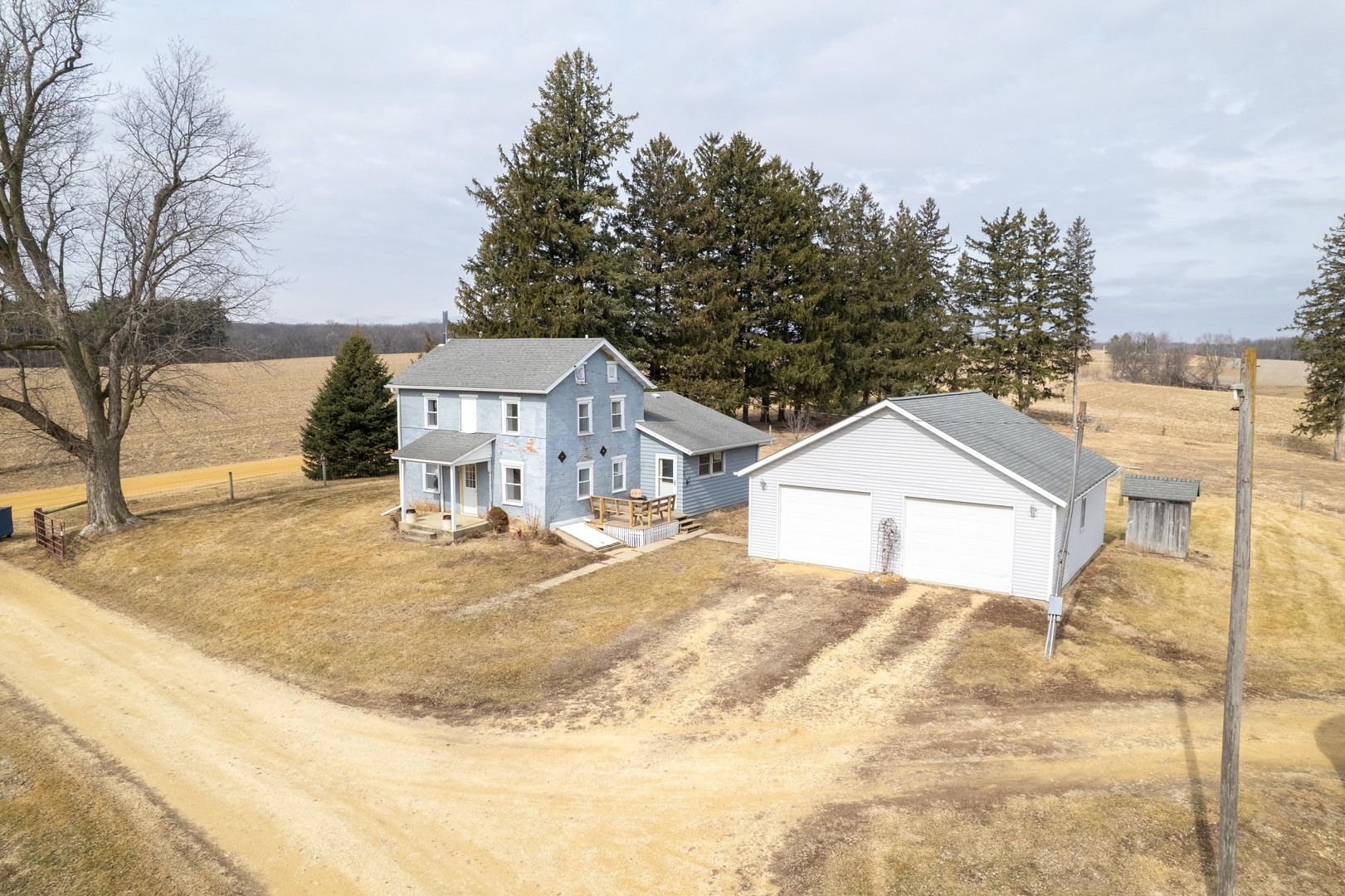 3651 N Brookeville Road — Forreston, IL 61030