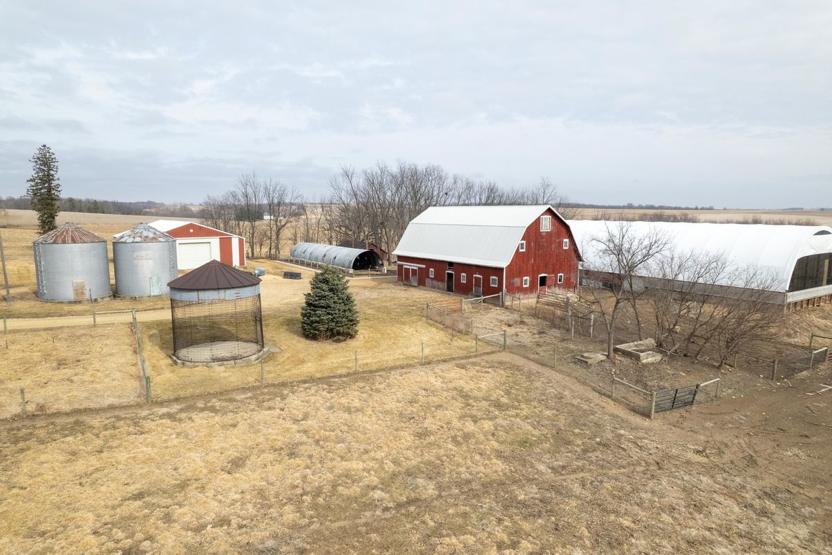 3651 N Brookeville Road, Forreston, IL 61030