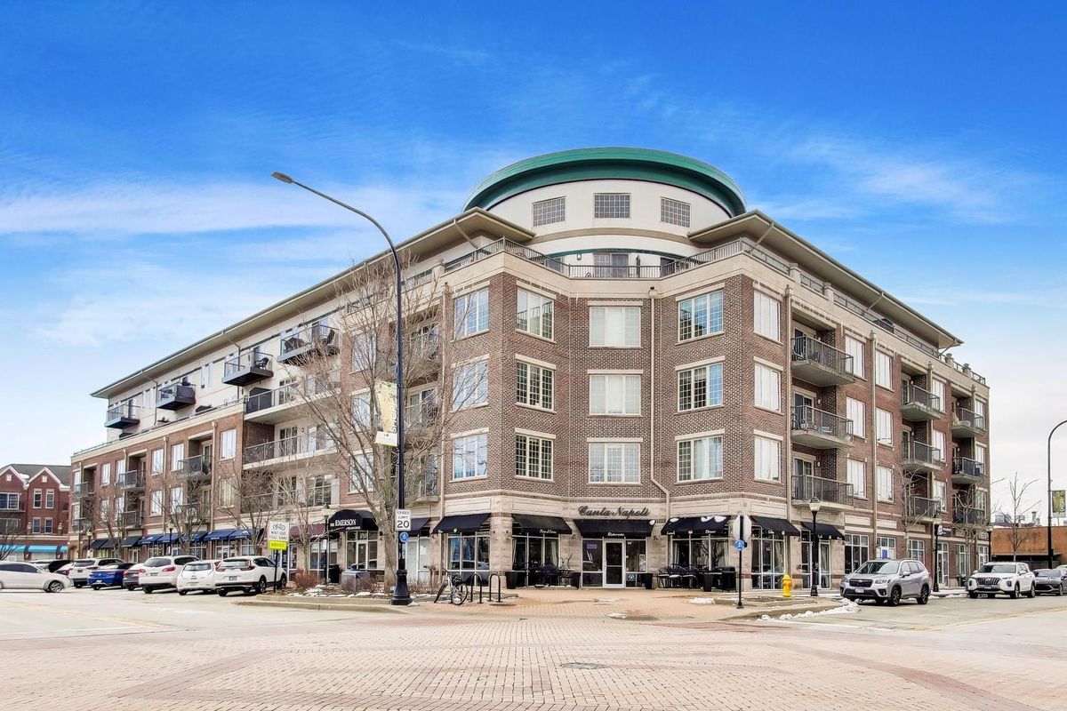 100 Emerson Street, Mount Prospect, IL 60056