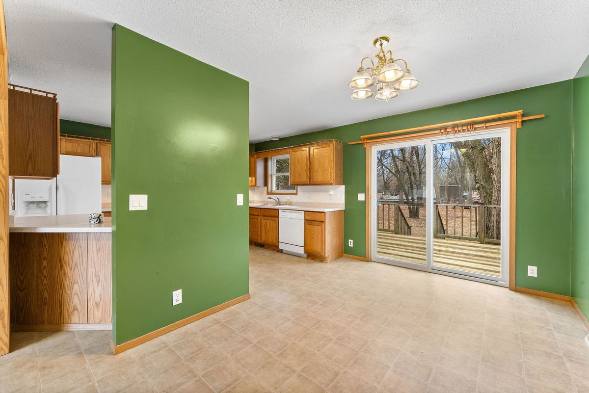 449 83rd Avenue, New Boston, IL 61272