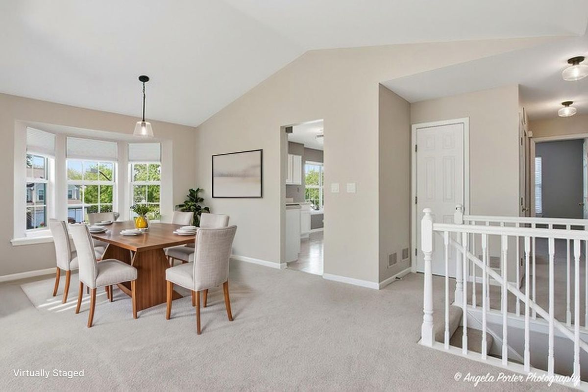 816 Kalamazoo Circle #29-6, Vernon Hills, IL 60061