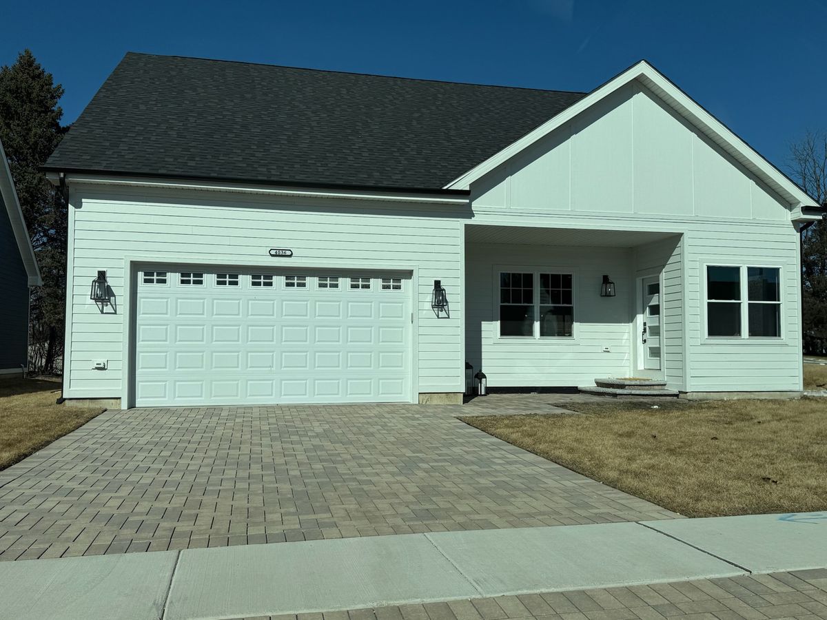 4036 Faith Lane, St. Charles, IL 60174