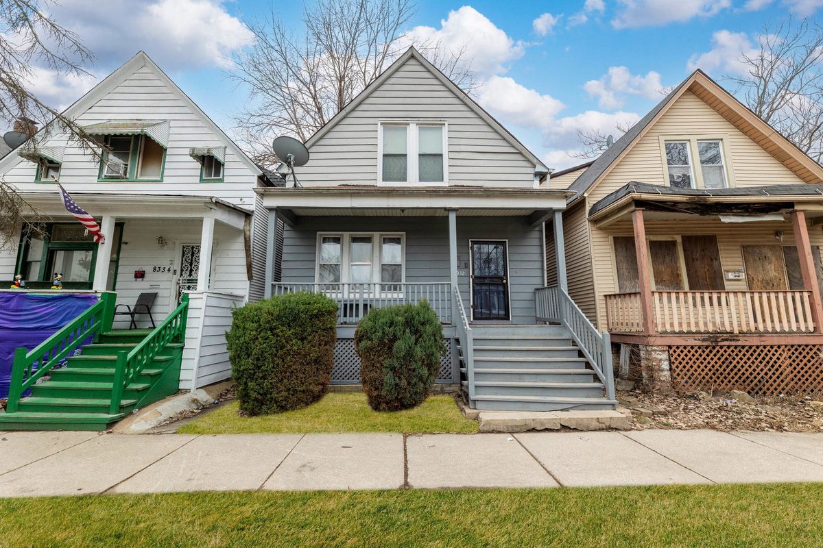8332 Kerfoot Avenue, Chicago, IL 60620