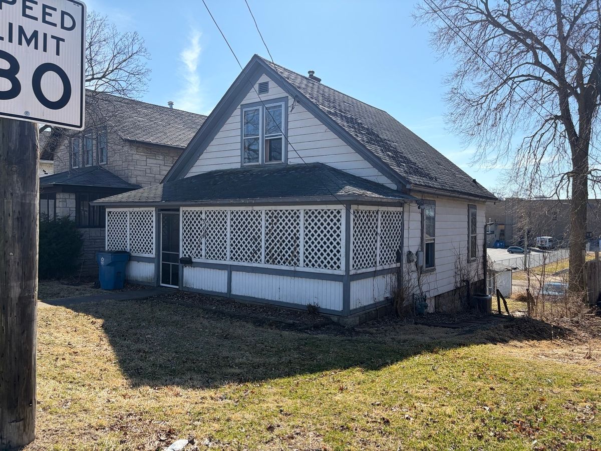 344 Everett Street, Dixon, IL 61021