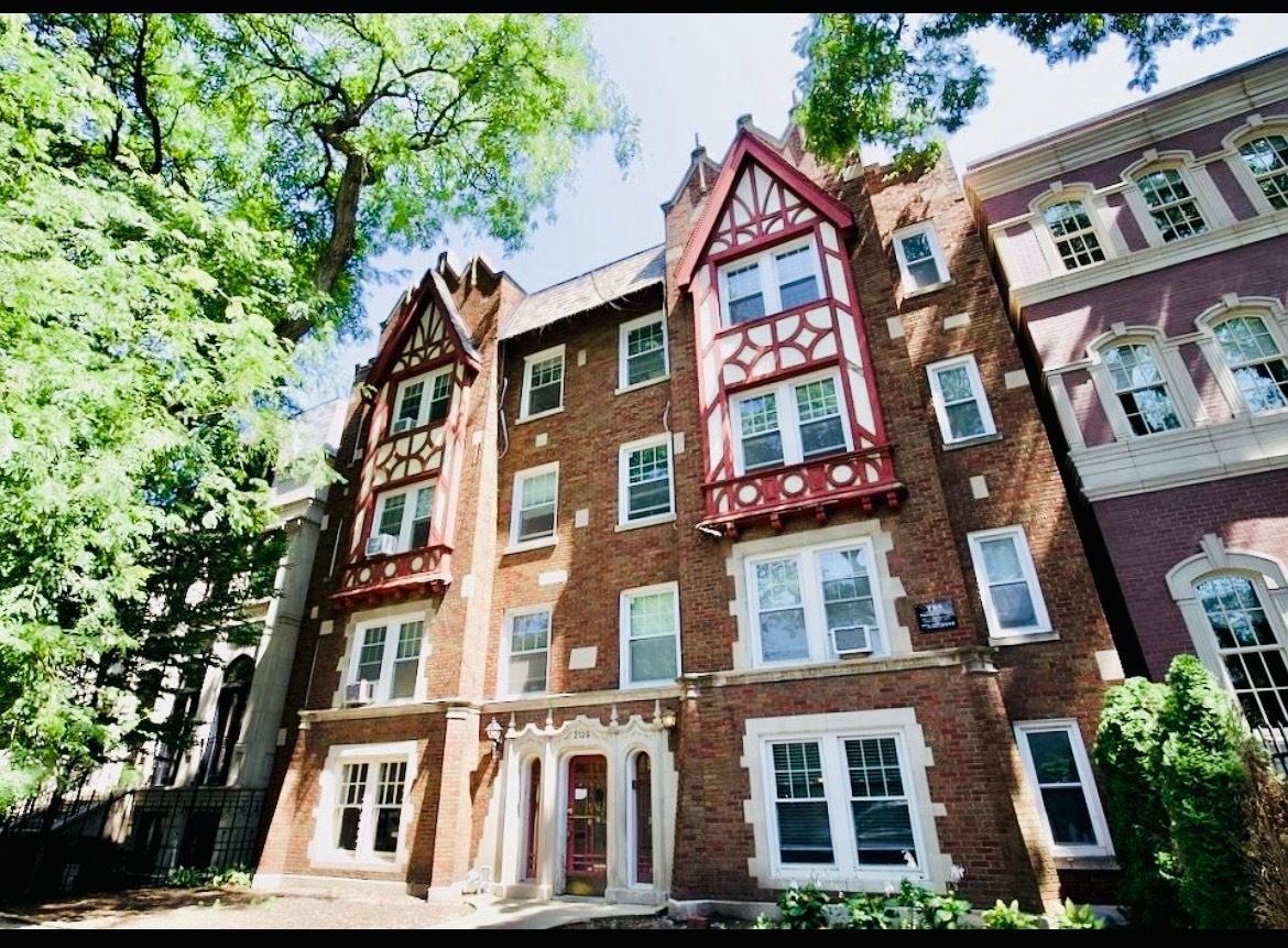 2129 Dayton Street, Chicago, IL 60614