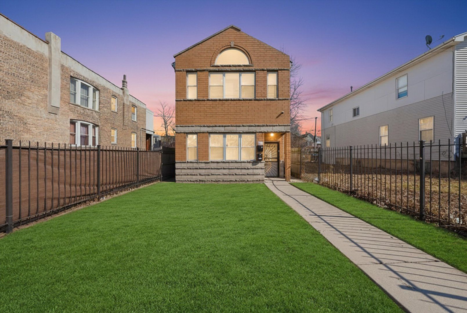 6331 S Justine Street — Chicago, IL 60636