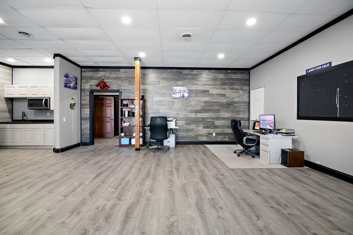 120 W Main Street, Peotone, IL 60468