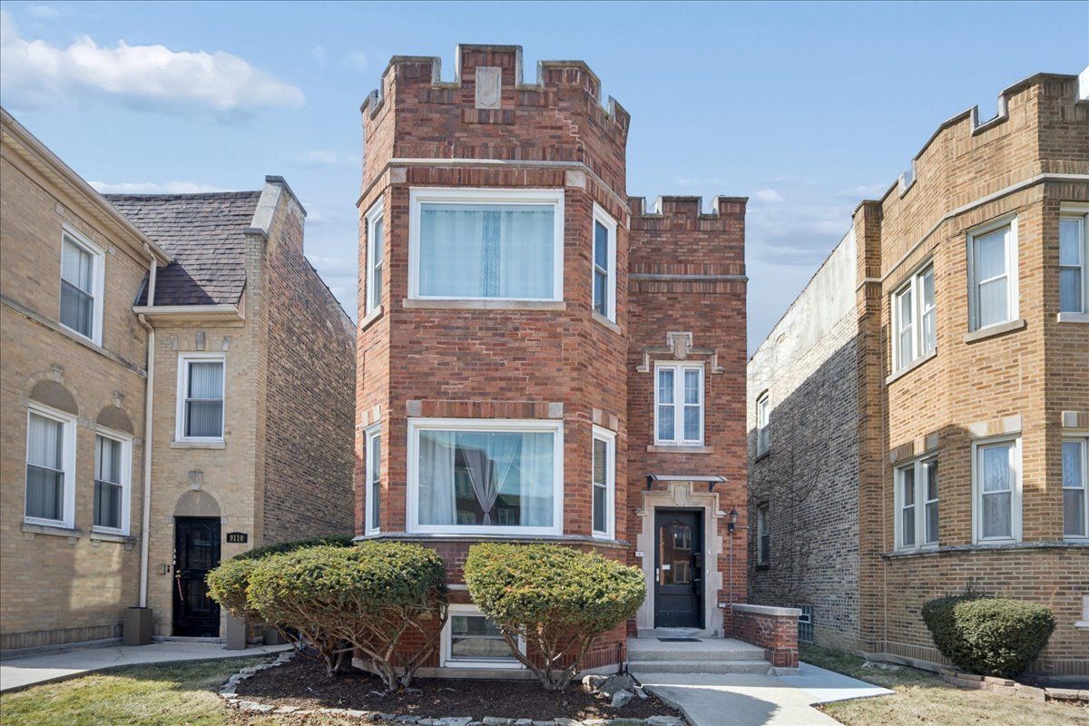 9108 S Loomis Street — Chicago, IL 60620