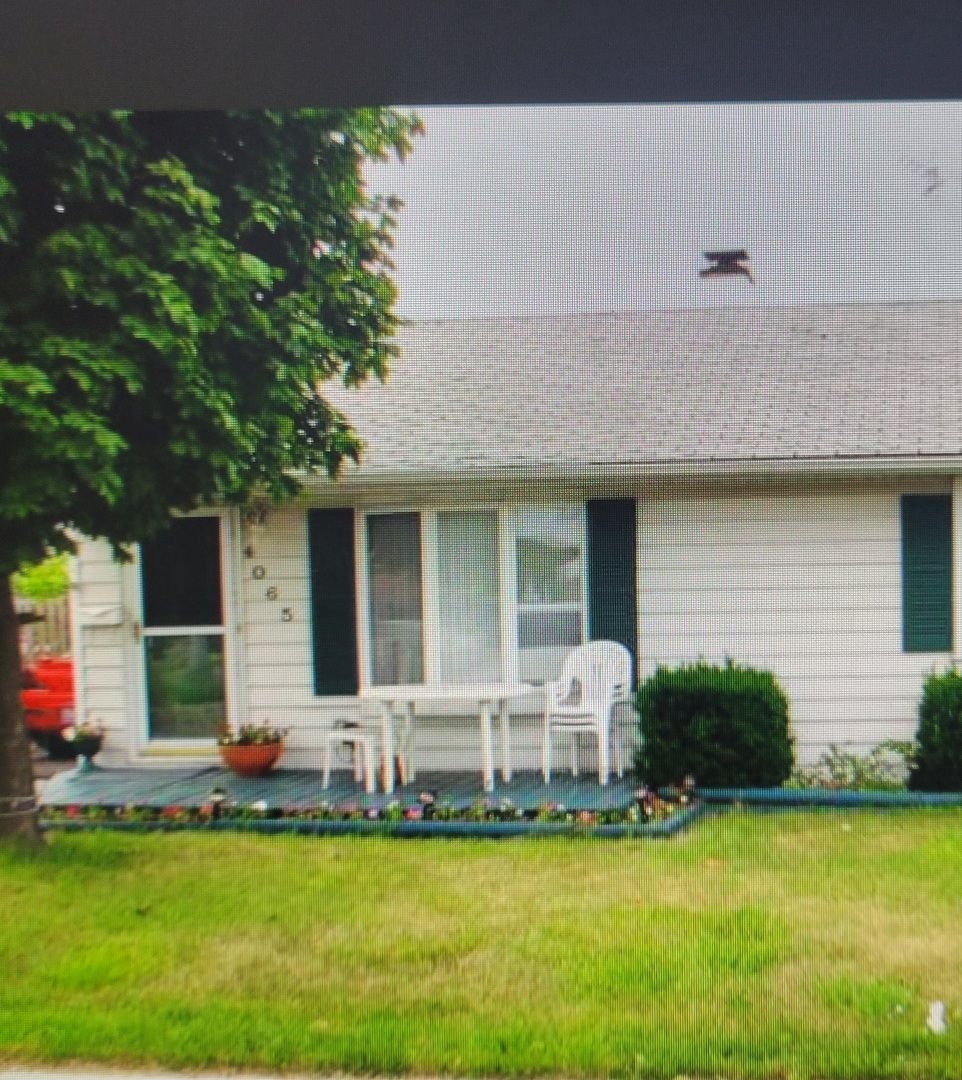 4065 Southwest Highway — Hometown, IL 60456